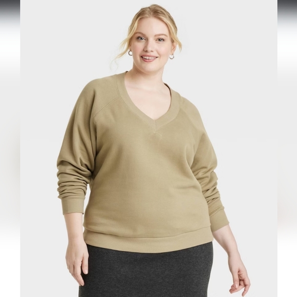 Women's Sweatshirt - Universal Thread Olive Green XXL - Picture 1 of 16
